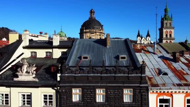 Fassade Eines Europäischen Stadtgebäudes Elemente Der Architektur Drohnenblick Aus Der — Stockvideo