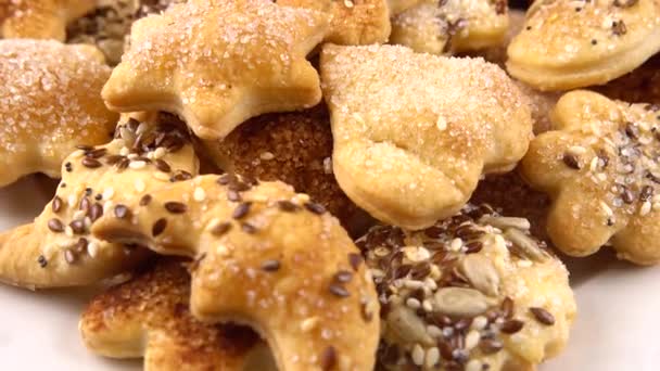 Biscotti Pasta Frolla Rotazione Sulla Piastra — Video Stock