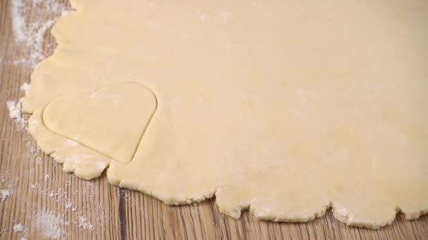 Het Proces Van Het Maken Van Koekjes Van Shortbread Deeg — Stockvideo