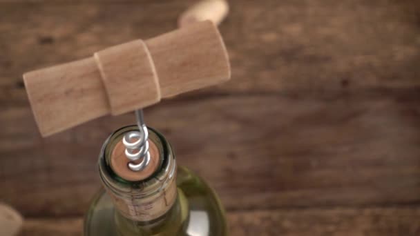 Wine Corks Fall Old Wooden Board Background Corkscrew Stuck Bottle — Stockvideo