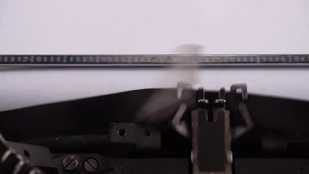 用复古打字机打 乌克兰战争 — 图库视频影像