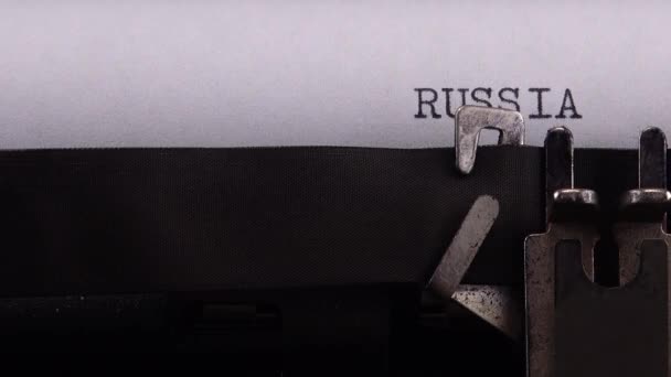 Typing Phrase Russia Ukraine Retro Typewriter — Stock Video