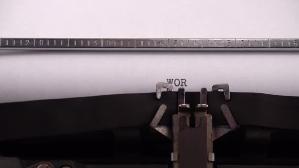 Dactylographie World War Iii Sur Une Machine Écrire Rétro — Video