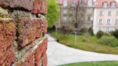 Varşova Barbican, Polonya 'nın Varşova kentinde bir barbika (yarı dairesel güçlendirilmiş karakol). Eski ve Yeni Kentler arasında yer alan kent, büyük bir turistik ilgi odağı..