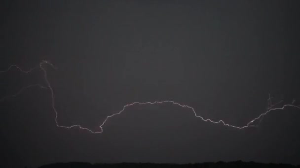 雷云背景下的闪电 — 图库视频影像