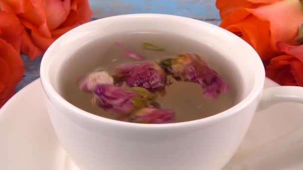 White Cap Tea Fragrant Dried Rose Buds Fresh Rose Flowers — Stockvideo
