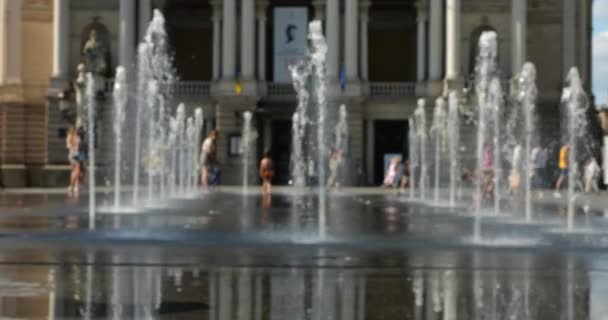 Children Cool Jets Fountain Summer City Slow Motion Out Focus — Wideo stockowe