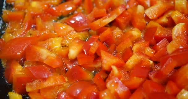 Cooking Red Sweet Pepper Frying Pan — Stok video