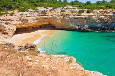Portekiz, Algarve 'deki Deniz Kayalıkları Panoraması