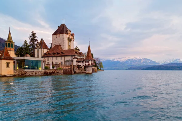 Oberhofen Castle Lake Thunersee Swiss Alps Switzerland — стоковое фото