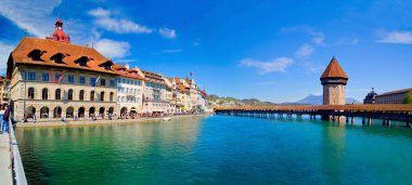 Lucerne Gölü, Lucerne Gölü 'ndeki Chapel Köprüsü ile Eski Şehir