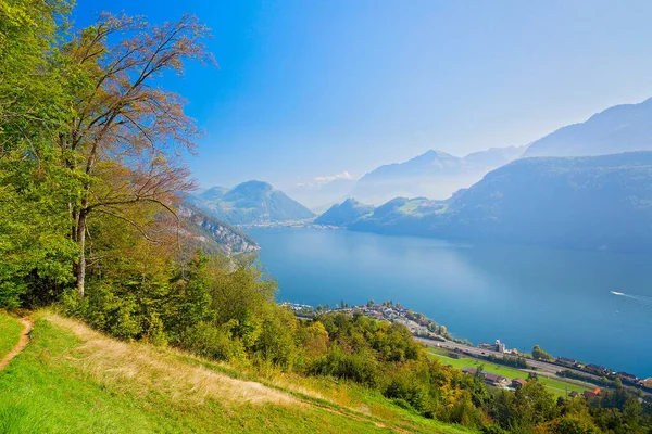 Pilatus Dağı 'nın tepesinde Lucerne, İsviçre Alpleri, İsviçre