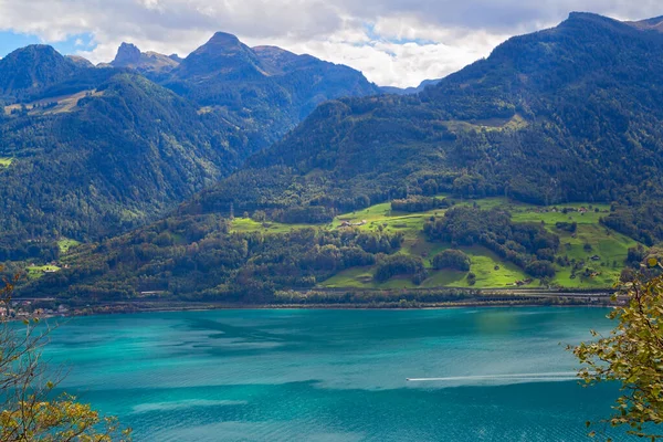 Sviçre Sviçre Walensee Gölü — Stok fotoğraf