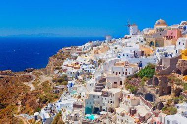 Santorini, Cyclades Adası, Yunanistan 'ın panoramik manzarası