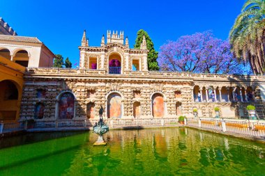 Muhteşem park Real Alcazar de Sevilla, Seville, Endülüs, İspanya