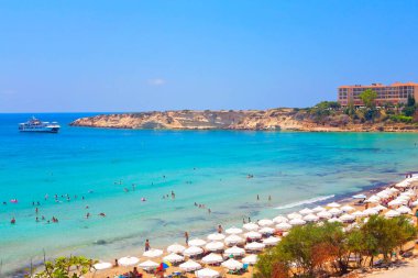 Kıbrıs, Paphos yakınlarındaki güzel sahil ve deniz manzarası