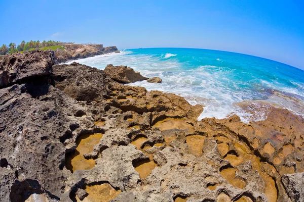 Bela Praia Vista Para Mar Perto Paphos Chipre — Fotografia de Stock