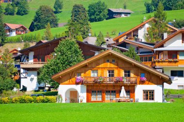 Güney Tyrol, İtalya 'da güzel bir köy.