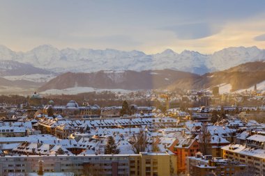 Bern 'in panoramik manzarası, İsviçre Alpleri, İsviçre