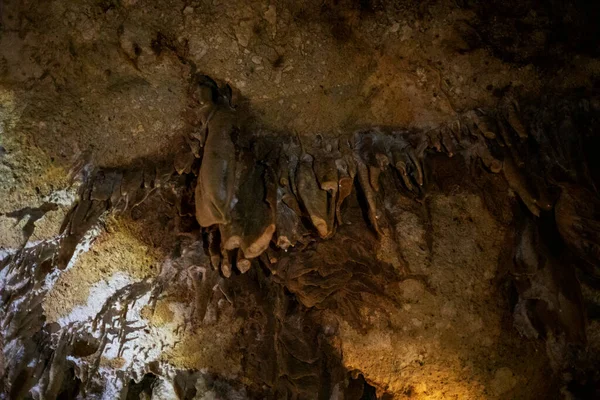 Abstract Background Stalactites Stalagmites Stalagnates Cave Underground Horizontal — Stock Photo, Image