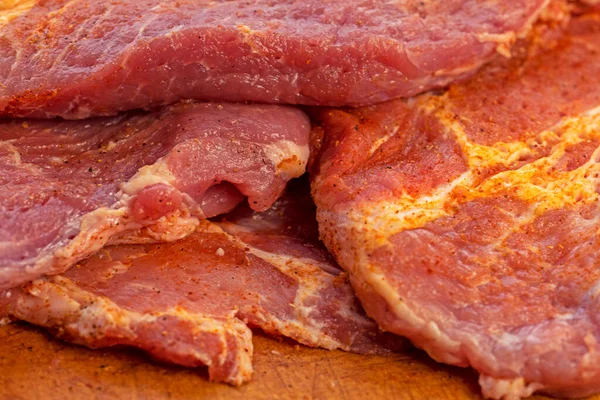 Pezzi Affettati Carne Maiale Cruda — Foto Stock