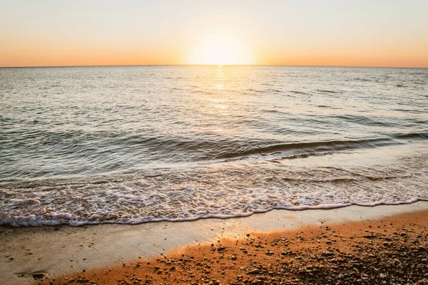 Hermosa Puesta Sol Mar Playa Verano Increíble Paisaje Verano Con — Foto de Stock