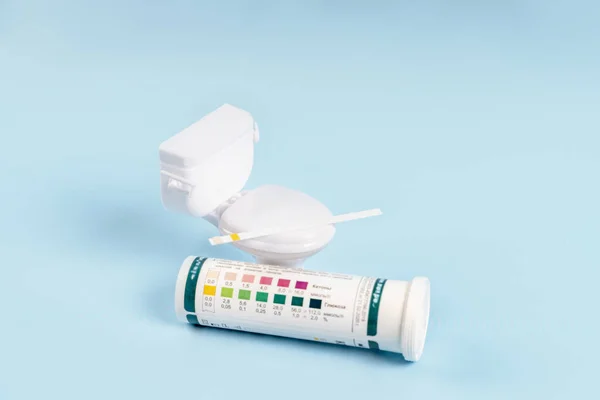 Miniaturní Toaleta Pásky Pro Detekci Ketonů Glukózy Moči — Stock fotografie