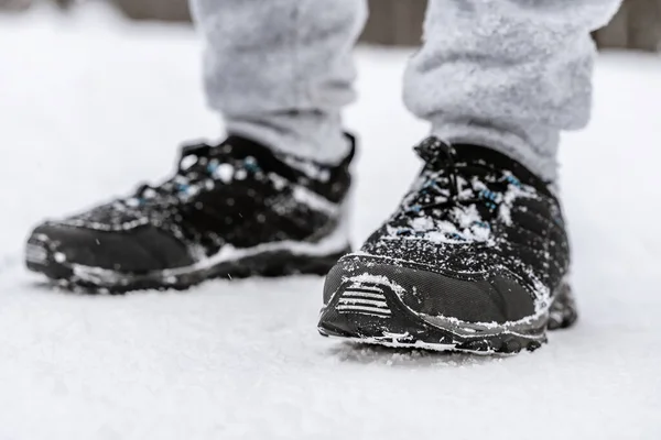 Men Feet Sports Shoes Snow Snowy Forest — Stockfoto