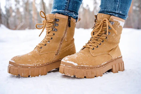 Women Feet Yellow Boots Snow Snowy Forest — 图库照片