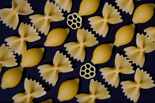 Pasta Olika Former Kombination Med Varandra Pasta Spiral Pasta Skal — Stockfoto