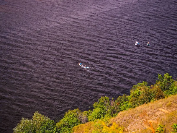 Paisagem Vista Rio Volga Barcos Vão Rio Pessoas Fazem Esportes — Fotografia de Stock