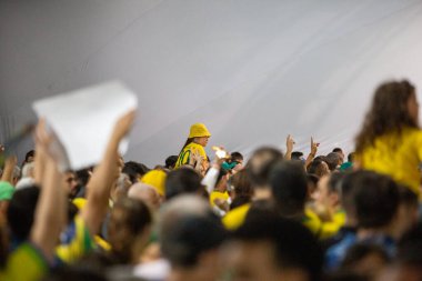 PAULO, BRAZIL - 22 Ekim 2022, Brezilya cumhurbaşkanlığı için mevcut başkan ve aday Jair Messias Bolsonaro, bu Cumartesi Guarulhos 'ta bir miting düzenledi (22))