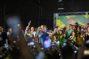 PAULO, BRAZIL - 22 Ekim 2022, Brezilya cumhurbaşkanlığı için mevcut başkan ve aday Jair Messias Bolsonaro, bu Cumartesi Guarulhos 'ta bir miting düzenledi (22))