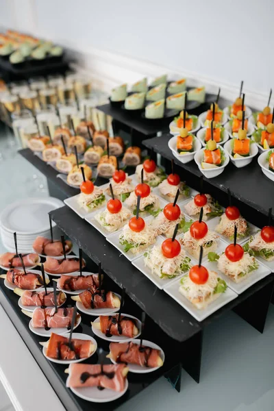 Buffet Table Wedding Snacks Canapes — Stock Photo, Image
