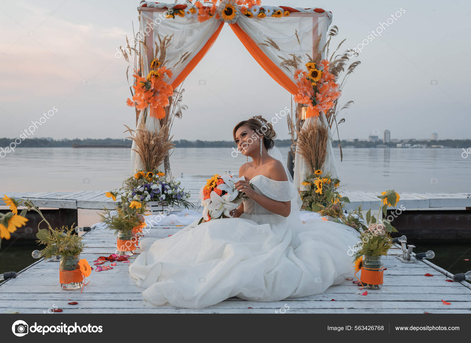 Asian woman in white wedding dress. Thai bride poses before the wedding  day. 6122625 Stock Photo at Vecteezy