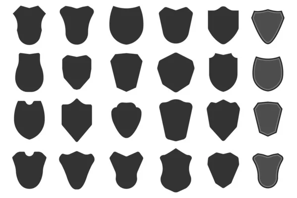 Emblemas em branco escudo heráldico, etiqueta de segurança plana —  Vetores de Stock