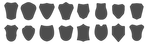 Геральдические щиты чистые эмблемы, плоская метка безопасности — стоковый вектор