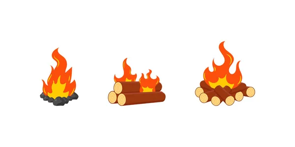 Комплект горящих костров, пламя на дровах или дрова в огне. — стоковое фото