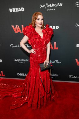 Misha Reeves, 29 Eylül 2021 'de Westwood, CA' daki Landmark Tiyatrosu 'nda 