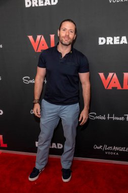 Jonathan Carkeek, 29 Eylül 2021 'de Westwood, CA' daki Landmark Tiyatrosu 'nda 