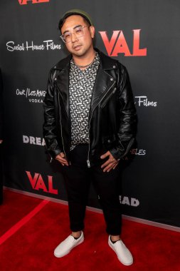 Mike Tran 29 Eylül 2021 'de Westwood, CA' daki Landmark Theatre 'da 