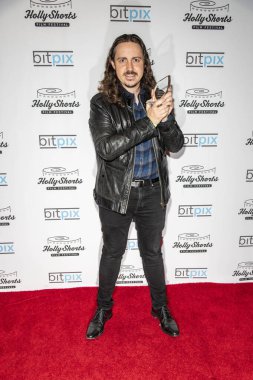 James Darling, 1 Ekim 2021 'de Harmony Gold Tiyatrosu' nda düzenlenen 17. HollyShorts Festivali Ödül Töreni 'ne katıldı.