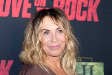 Kelly Conway, 13 Ekim 2021 'de Universal City Hilton, Universal City' de Pinnacle Peak Pictures 'ın galasına katılır.