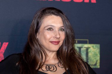 Nancy O 'Brien, Universal City Hilton, Universal City' de 13 Ekim 2021 'de Pinnacle Peak Pictures' ın galasına katılır.