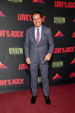 Vincent De Paul, Universal City Hilton, Universal City 'de 13 Ekim 2021' de Pinnacle Peak Pictures 'ın galasına katılır.