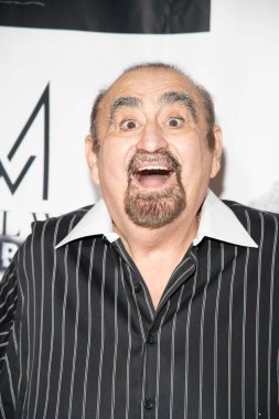 Kenneth Davitian, 16 Ekim 2021 'de Madame Tussauds Hollywood, Los Angeles' taki St. Jude Çocuk Araştırmaları Hastanesi 'ne katılıyor.