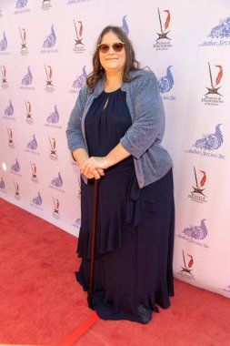 Toni Weisskopf, 22 Ekim 2021 tarihinde Los Angeles 'taki Taglyan Kompleksi' nde düzenlenen 36. ve 37. Yıllık L. Ron Hubbard Başarı Ödülleri Galasına katılmıştır.