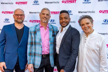 Carl Andress, Jeffrey Erdman ve ortağı Charles Busch 19 Ağustos 2021 'de Amerika Yönetmenler Birliği, Los Angeles, CA' da 