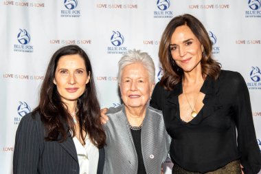 Elea Oberon, Eleanor Coppola ve Polly Draper, 13 Kasım 2021 'de Santa Monica, CA' da Blue Fox Entertainment 