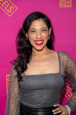 Connie Marie Flores 14 Kasım 2021 'de Pasadena, Pasadena' daki 